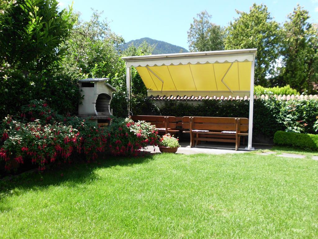 Hotel Garni Raffein Lana Esterno foto